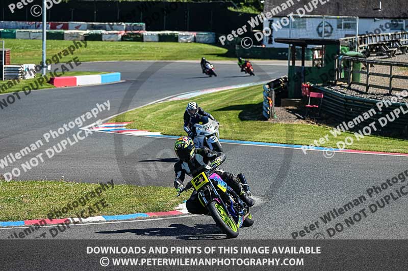 enduro digital images;event digital images;eventdigitalimages;mallory park;mallory park photographs;mallory park trackday;mallory park trackday photographs;no limits trackdays;peter wileman photography;racing digital images;trackday digital images;trackday photos